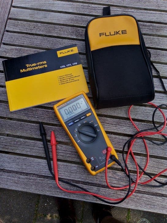 Fluke 175 True RMS, Ophalen of Verzenden, Zo goed als nieuw, Multimeter