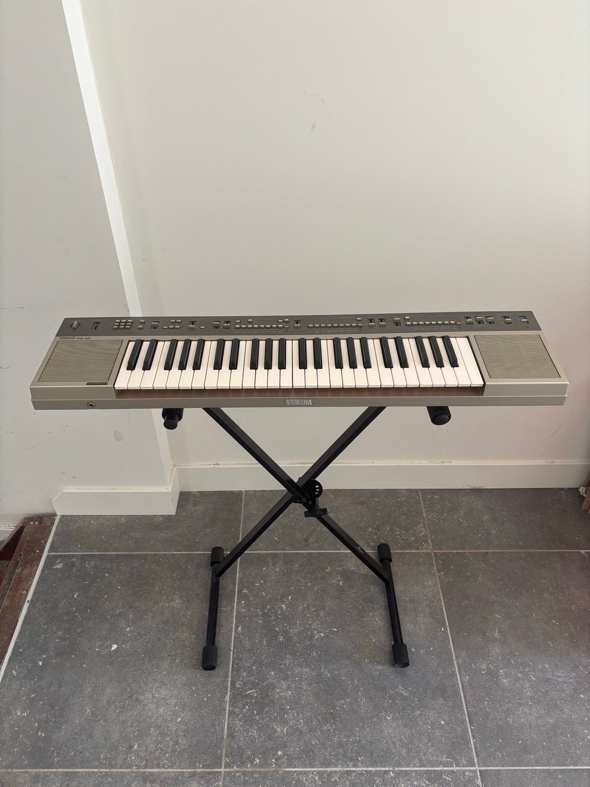 Yamaha PS-55 Keyboard met tas en standaard, Gebruikt, Yamaha, Met standaard, Ophalen