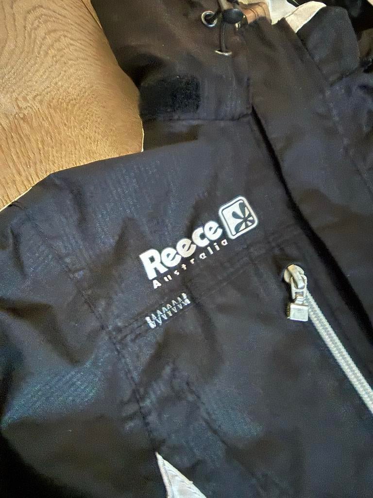 Reece Sportjas Maat 128 - Wind- en Outdoorproof, Ophalen of Verzenden, Gebruikt, Jongen of Meisje, Jas