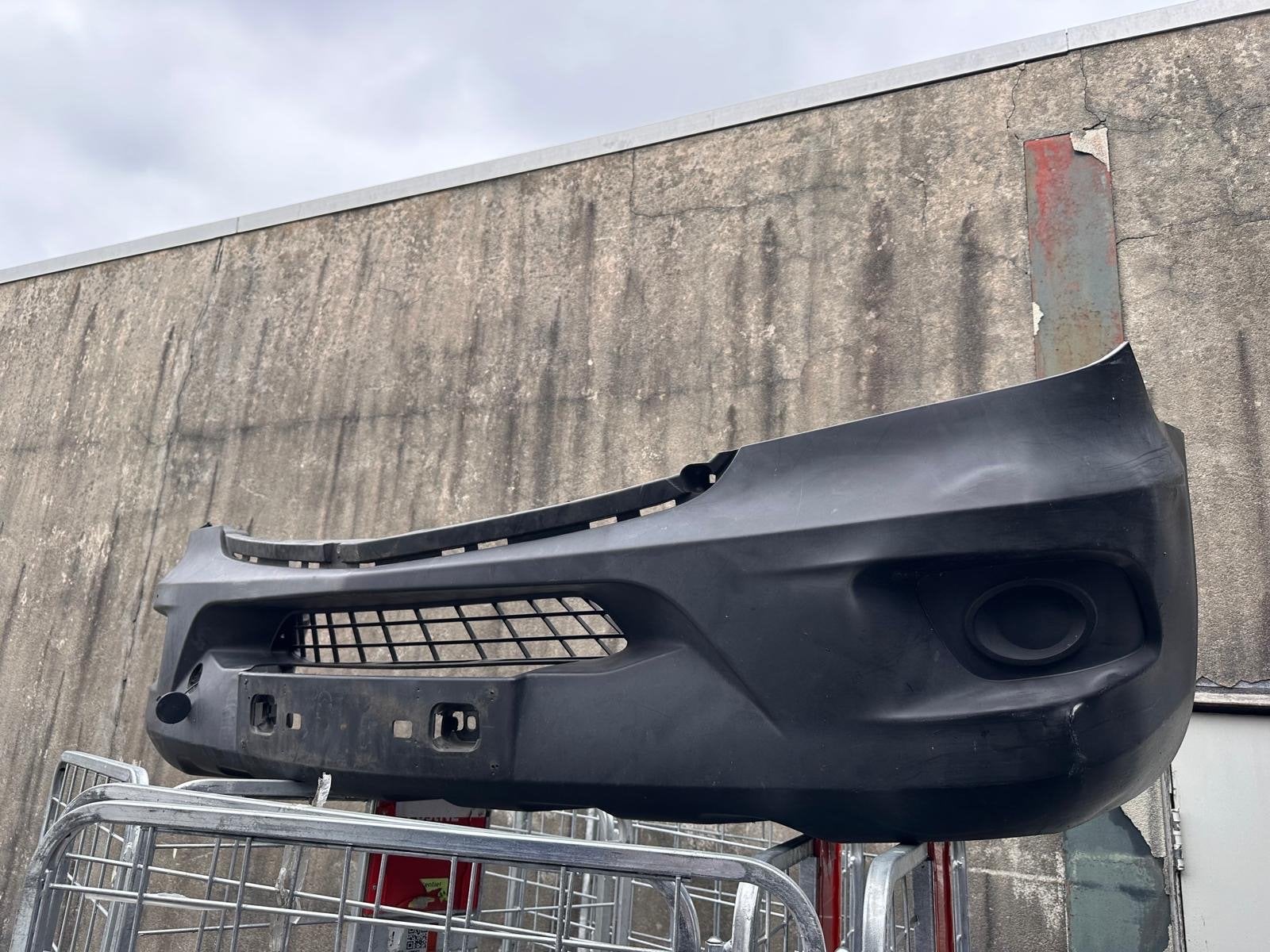 Volkswagen Sprinter Bumper - Voor, Auto-onderdelen, Carrosserie en Plaatwerk, Ophalen, Gebruikt, Bumper, Volkswagen