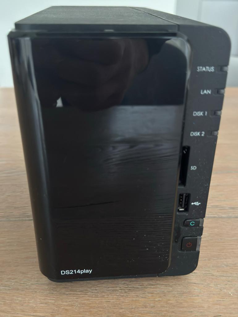 Synology DS214play NAS - zonder harde schijven, Computers en Software, NAS, Ophalen of Verzenden, Zo goed als nieuw