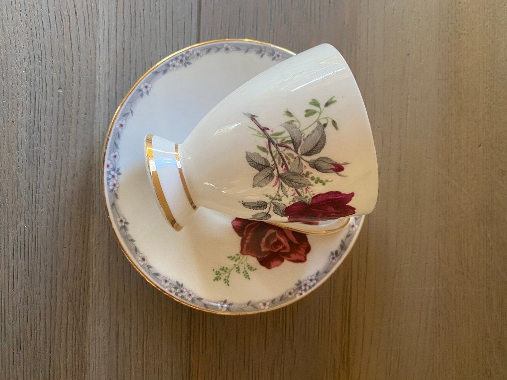 Royal Stafford Kop en Schotel – Roses to remember, Ophalen of Verzenden