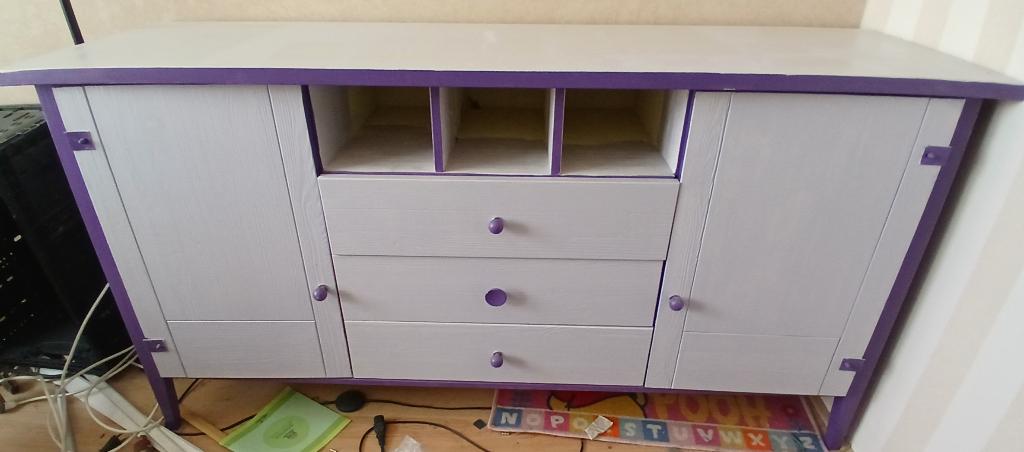 Lage kast / Dressoir Tienerkamer Lila / Paars, Huis en Inrichting, Kasten | Boekenkasten, Ophalen, Gebruikt, 100 tot 150 cm, Minder dan 100 cm