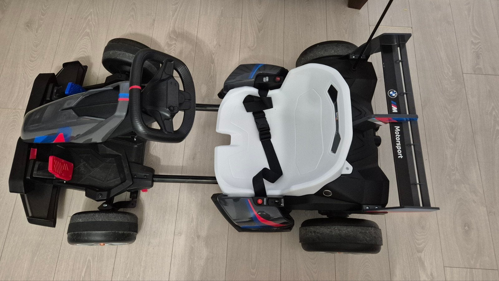 BMW Electric GO CART (24), Zo goed als nieuw