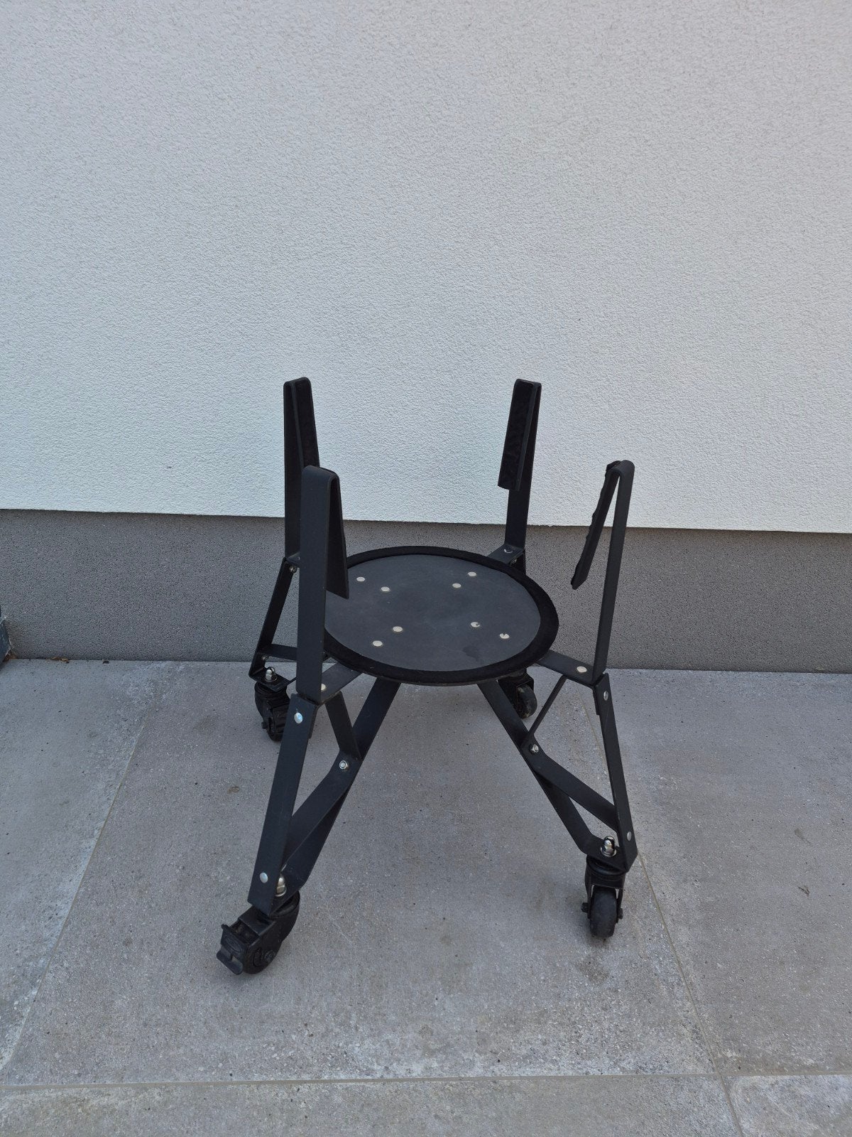 Onderstel  Kamado grill guru  Bastard Large, Ophalen