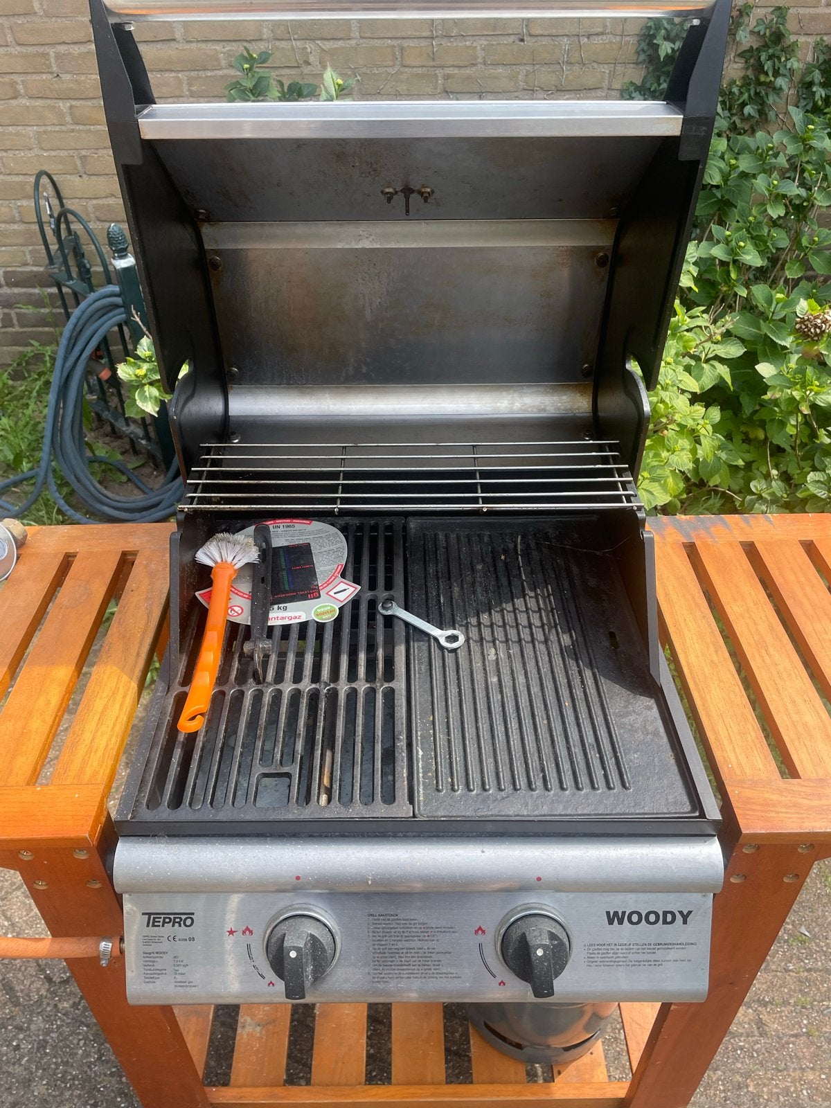 Tepro Woody gasbarbecue met gasfles, Tuin en Terras, Ophalen of Verzenden, Gebruikt