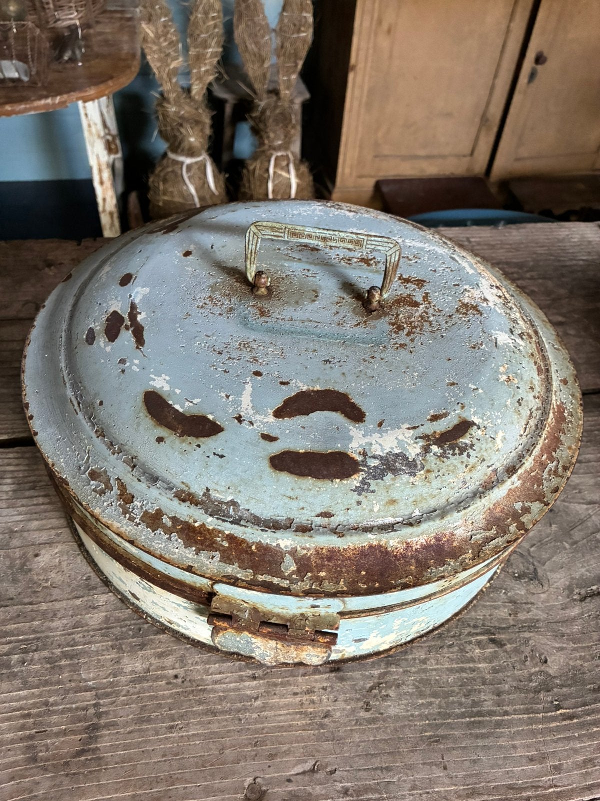 Oud shabby vlaaienblik, Ophalen of Verzenden