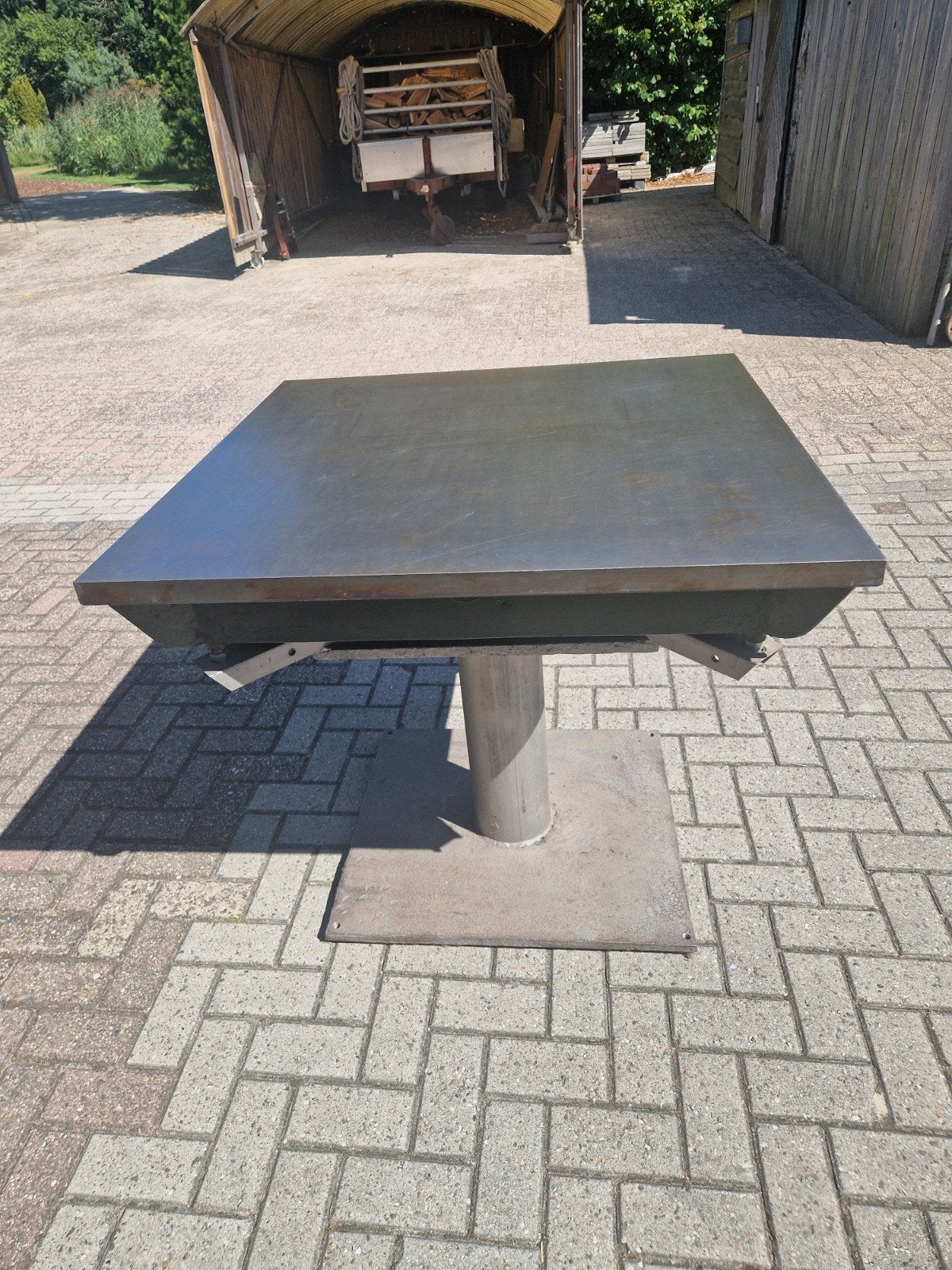 Vlaktafel / werkbank 1000x1000mm, Ophalen