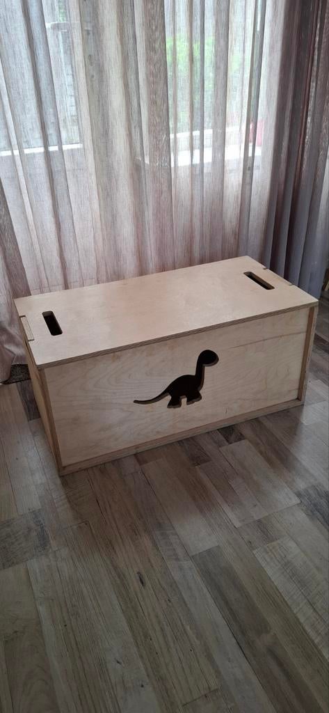 Houten Speelgoedkist met Dinosaurus Uitsparing, Ophalen, Gebruikt, Jongen of Meisje