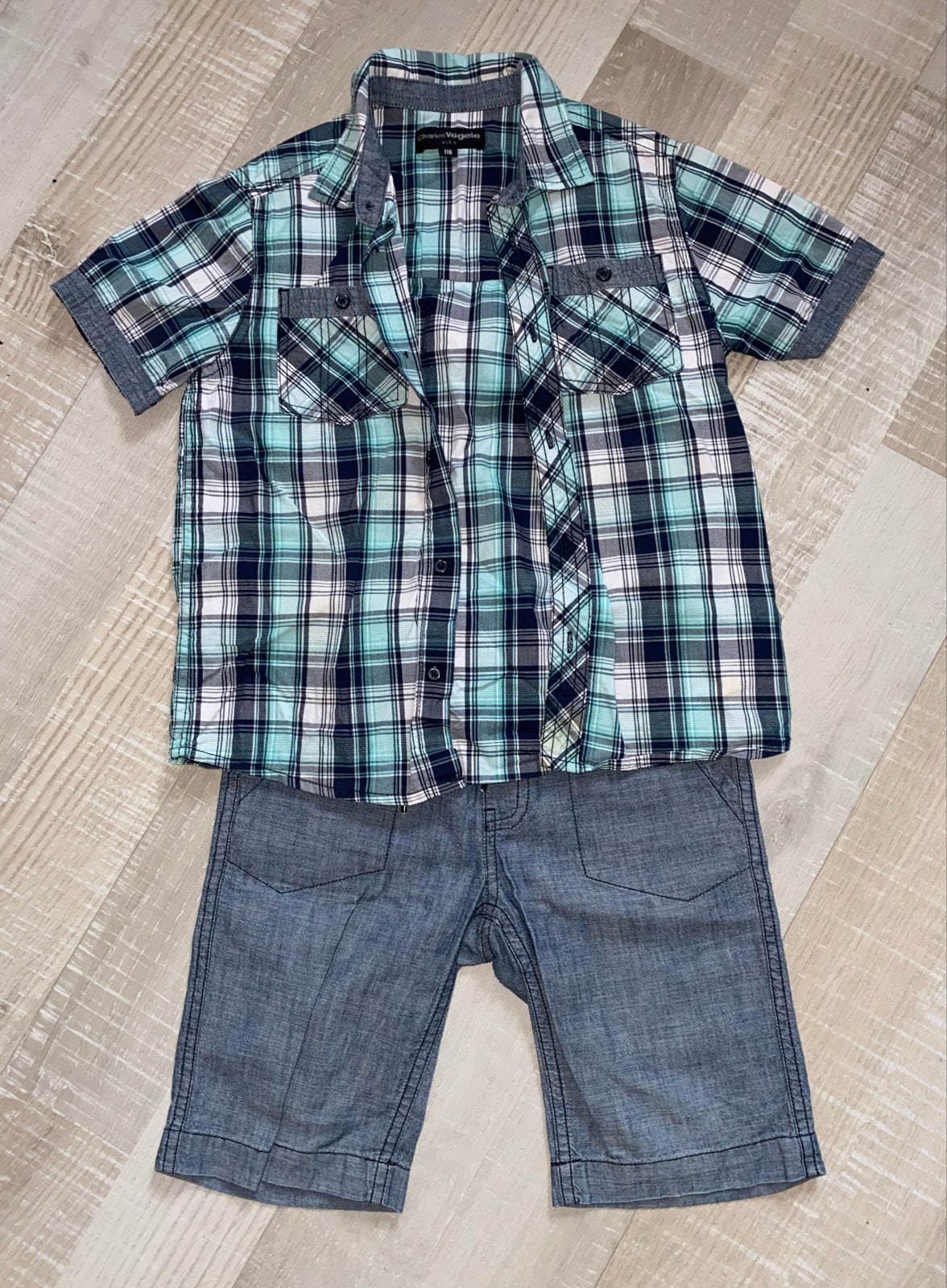 Zomerse set: Geruit overhemd en korte broek voor jongens, Ophalen of Verzenden, Zo goed als nieuw, Jongen, Setje