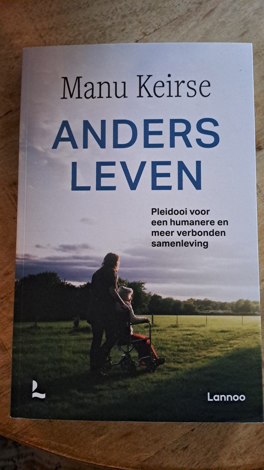 Anders Leven - Manu Keirse, Ophalen of Verzenden, Zo goed als nieuw, Manu Keirse, Nederland