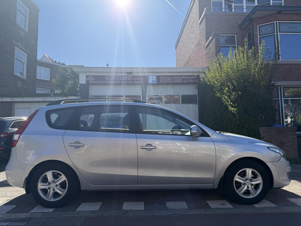 Hyundai i30 CW 1.6i i-Catcher, Voorwielaandrijving, Stof, Gebruikt, 4 cilinders