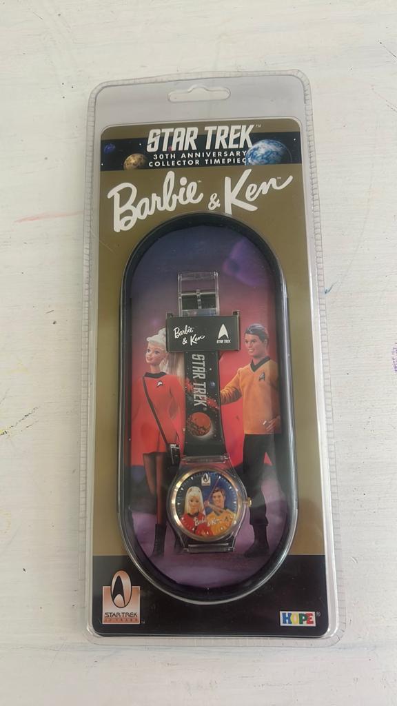 Star Trek 30th Anniversary Barbie & Ken Horloge, Ophalen of Verzenden, Nieuw, Tv, Gebruiksvoorwerp