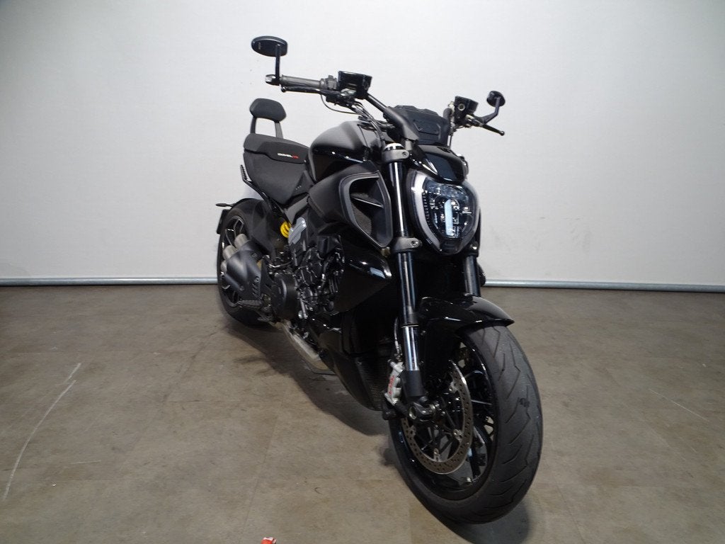 Ducati Diavel V4, Motoren, Motoren | Ducati, Bedrijf, Meer dan 35 kW, Naked bike