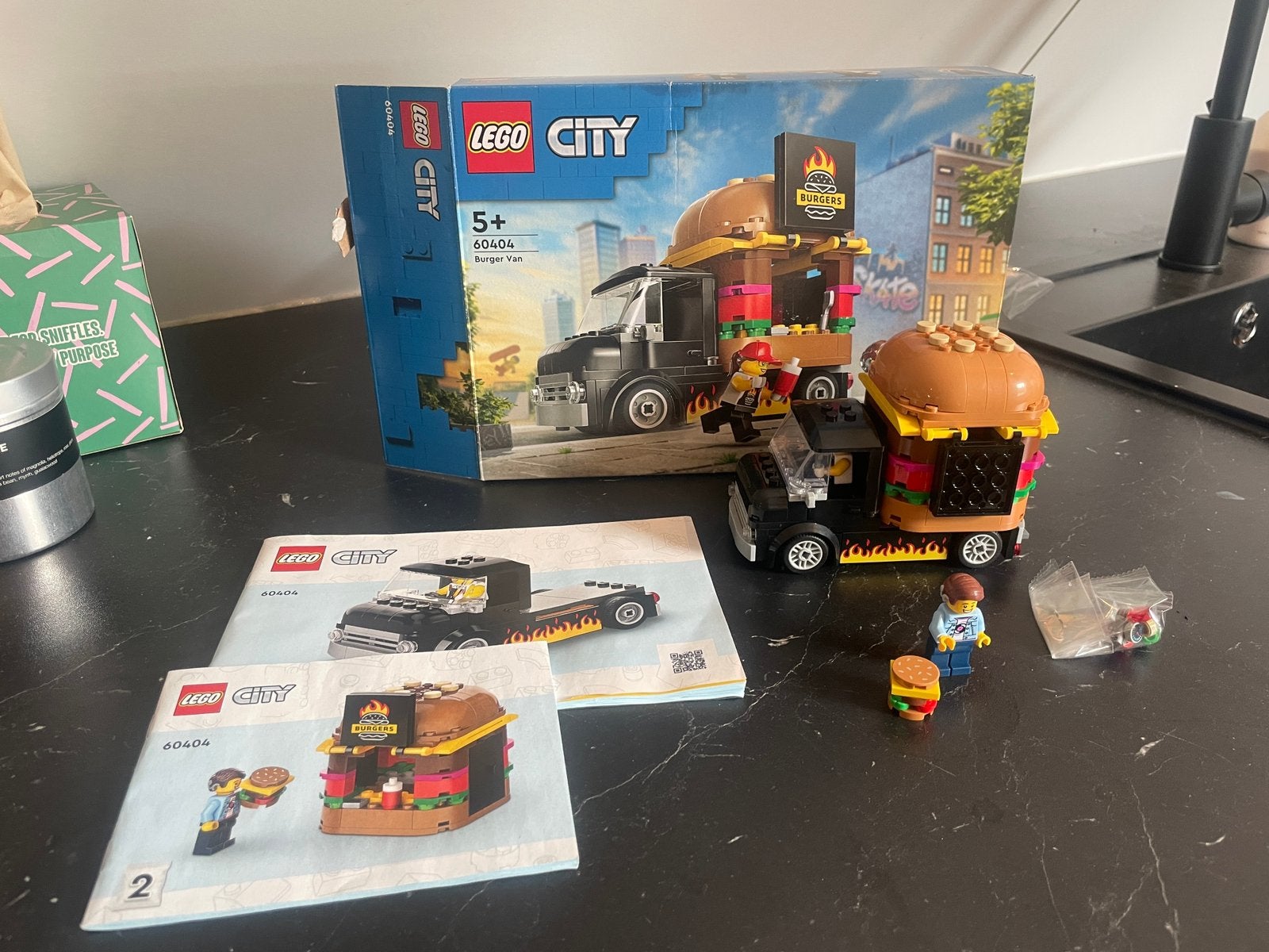 Lego 60404 burgertruck / burgerbar / burger van, Ophalen of Verzenden, Zo goed als nieuw