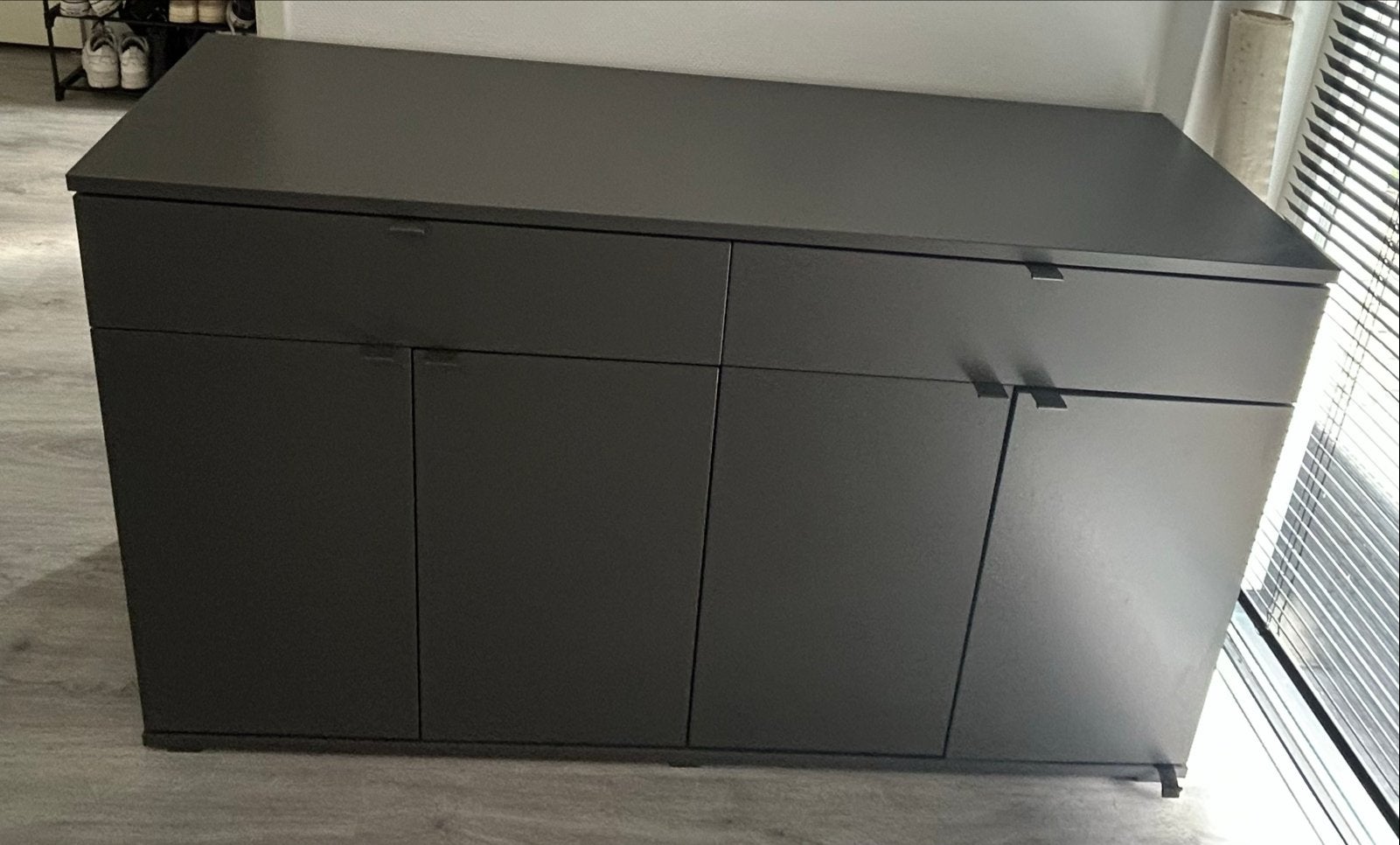 IKEA Vihals buffetkast/dressoir - Modern en functioneel, Ophalen, Overige materialen, Gebruikt, 100 tot 150 cm