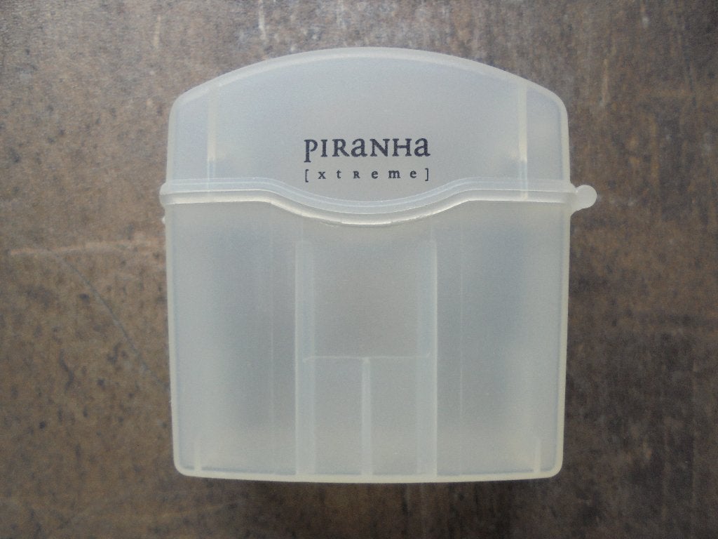 Piranha Xtreme Game Card Case voor PSP (zie foto's), Spelcomputers en Games, Gebruikt, Overige genres, 1 speler, Ophalen of Verzenden