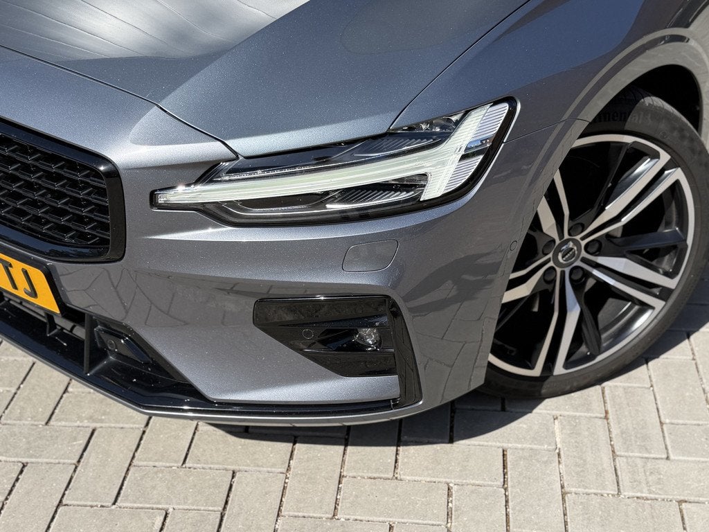 Volvo S60 2.0 B4 Automaat R-Design | Bowers & Wilkins Audio, 12 maanden, 15 km/l, 4 cilinders, S60