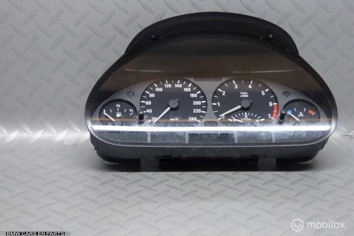 Kilometerteller 3 serie e46 benzine handbak 6 cilinder, Auto-onderdelen, Gebruikt, Ophalen of Verzenden, BMW, BMW
