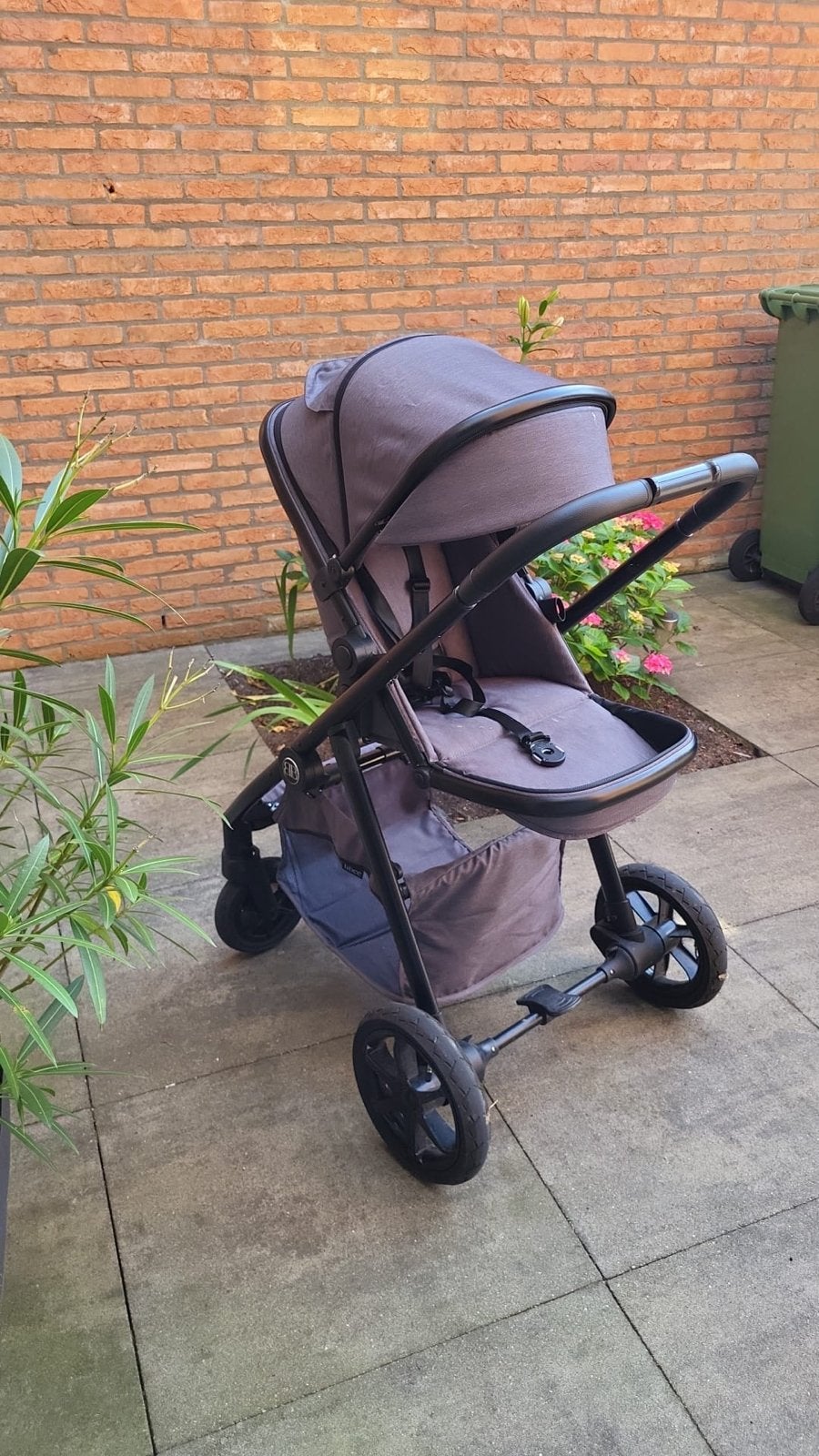 B.Bee PRAM Deluxe Plus Combiwagen - Zo goed als nieuw, Overige merken, Ophalen of Verzenden, Zo goed als nieuw, Combiwagen