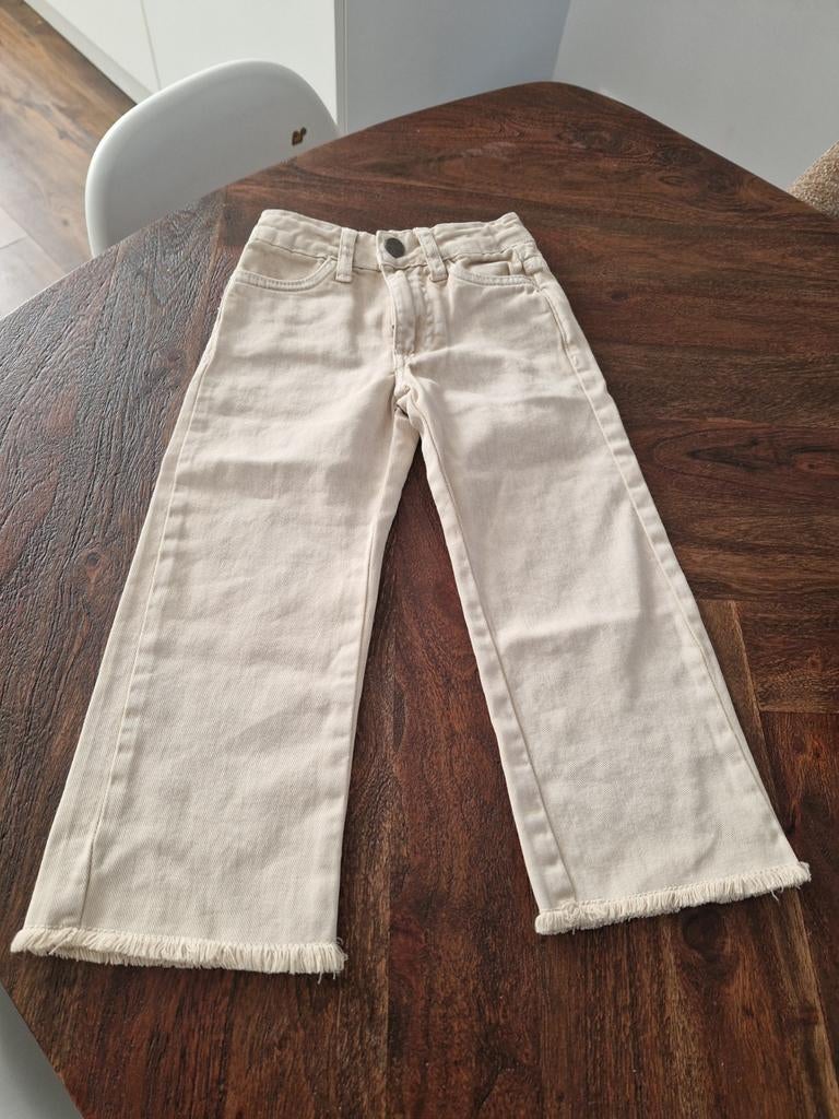 Nieuwe beige spijkerbroek met franjes voor kinderen, Kinderen en Baby's, Kinderkleding | Maat 98, Broek, Jongen of Meisje, Nieuw