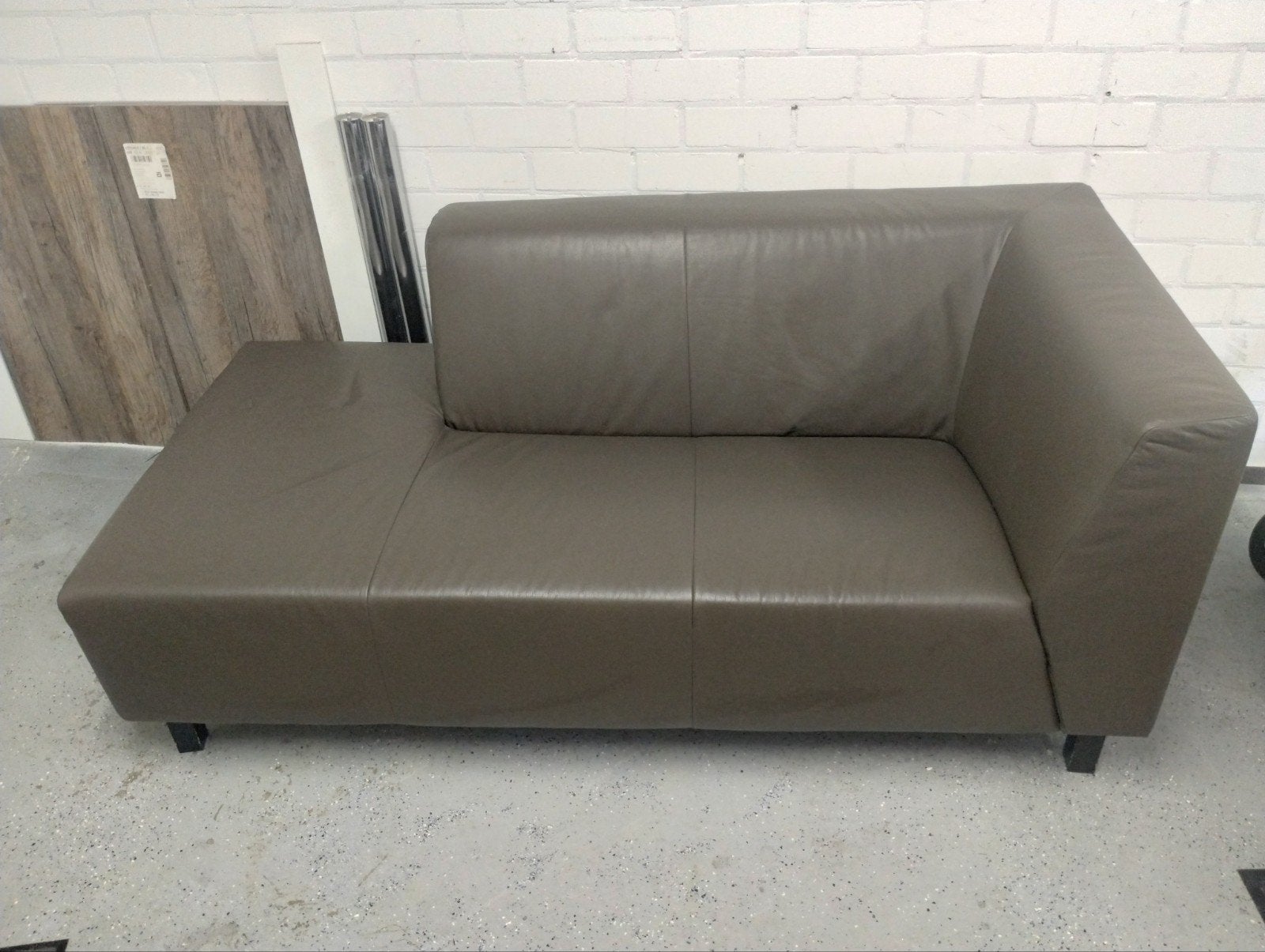 Montel Bank - Bruin Leer, Ophalen, 150 tot 200 cm, Tweepersoons, Zo goed als nieuw
