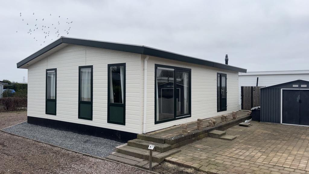 Te huur Personeelshuisvesting regio Zuidplas Moerkapelle, Huizen en Kamers, Overige soorten, 80 m², 3 kamers, Rotterdam