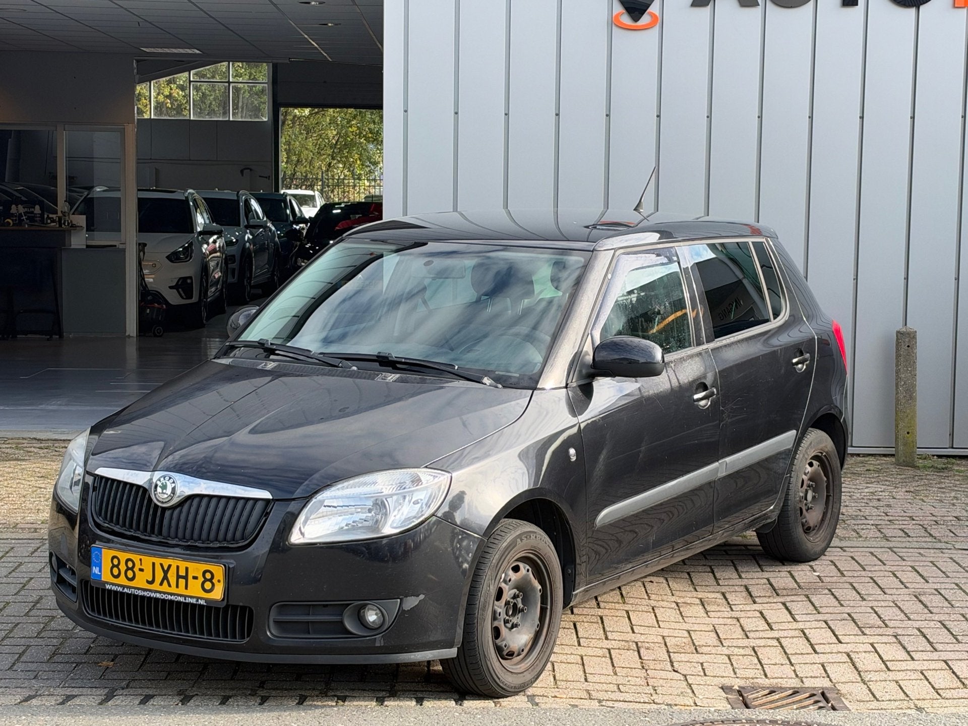 Skoda Fabia 1.2-12V Tour nieuw apk, Auto's, Voorwielaandrijving, 1198 cc, Zwart, Bedrijf