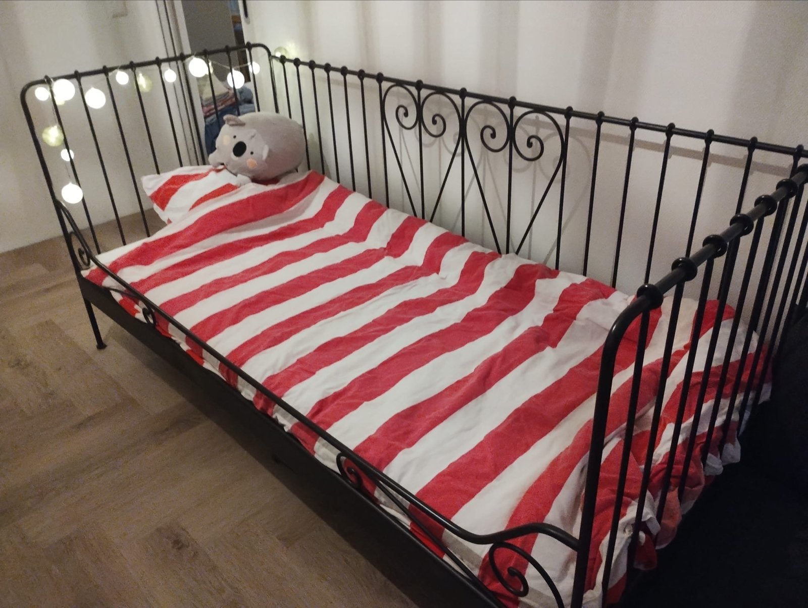 IKEA bedbank met matras en lattenbodem, Ophalen, Gebruikt, 90 cm, Eenpersoons