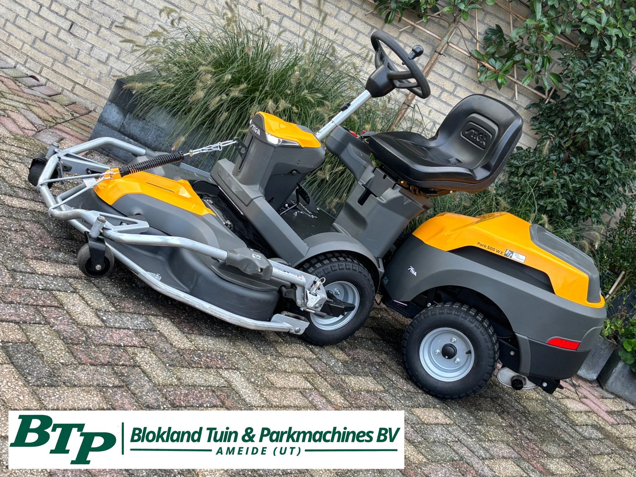 Stiga Park 500WX gebruikte frontmaaier 110cm 4wd AWD 4x4, Gebruikt, Stiga