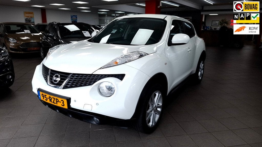 Nissan Juke 1.6 Tekna, Auto's, Nissan, Voorwielaandrijving, Euro 5, Zwart, 4 cilinders