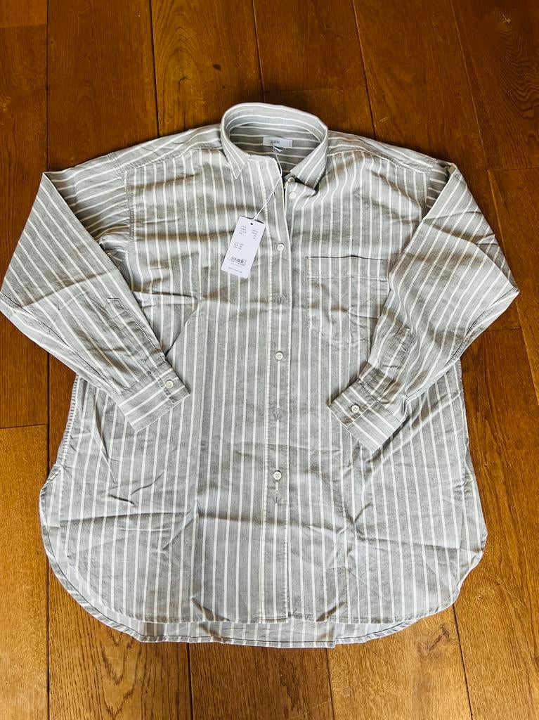 Closed oversized blouse Nieuw XS/S, Ophalen of Verzenden, Nieuw, Maat 38/40 (M), Grijs