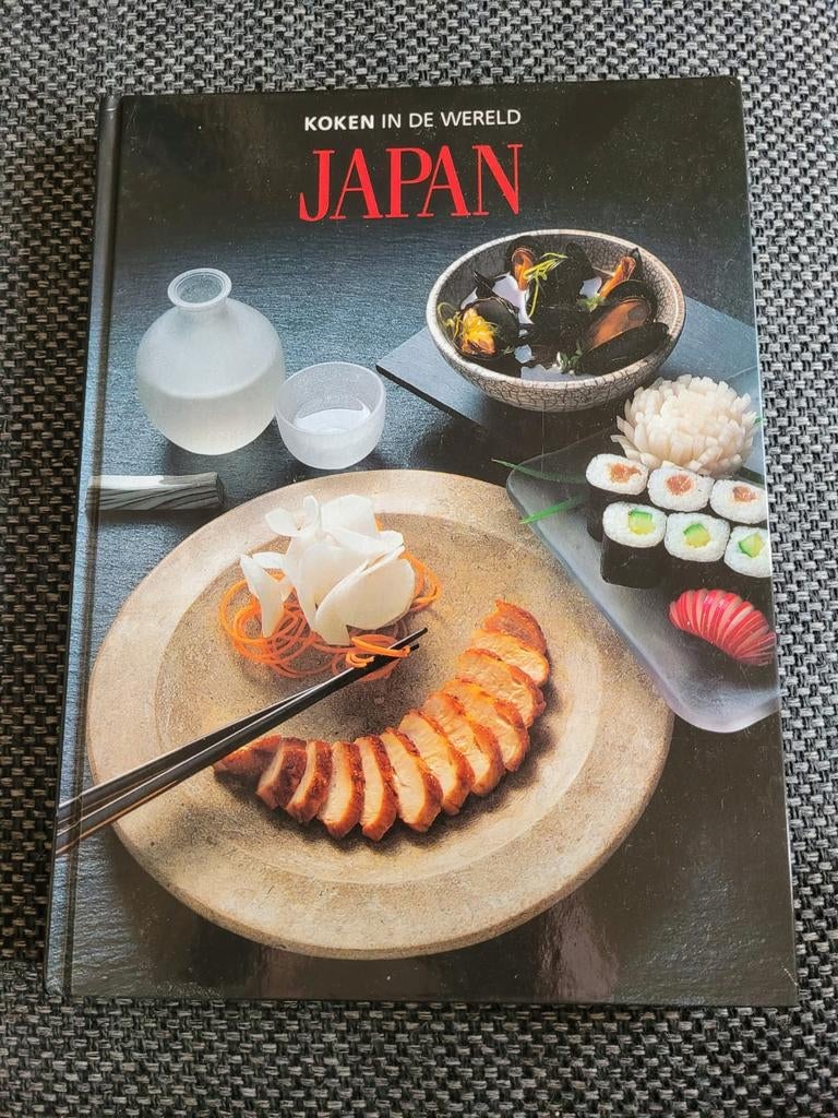 Koken in de wereld japan nippon tokio tokyo japanse keuken, Ophalen of Verzenden, Zo goed als nieuw, Azië en Oosters