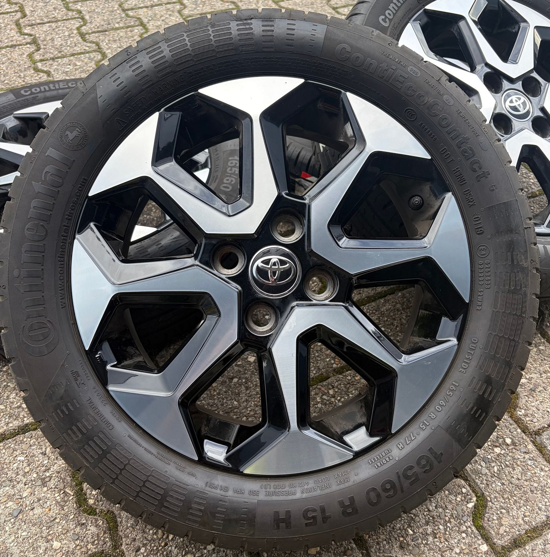 15” Originele Toyota Aygo C1 108 Velgen + Zomerbanden, Gebruikt, 15 inch, -, -