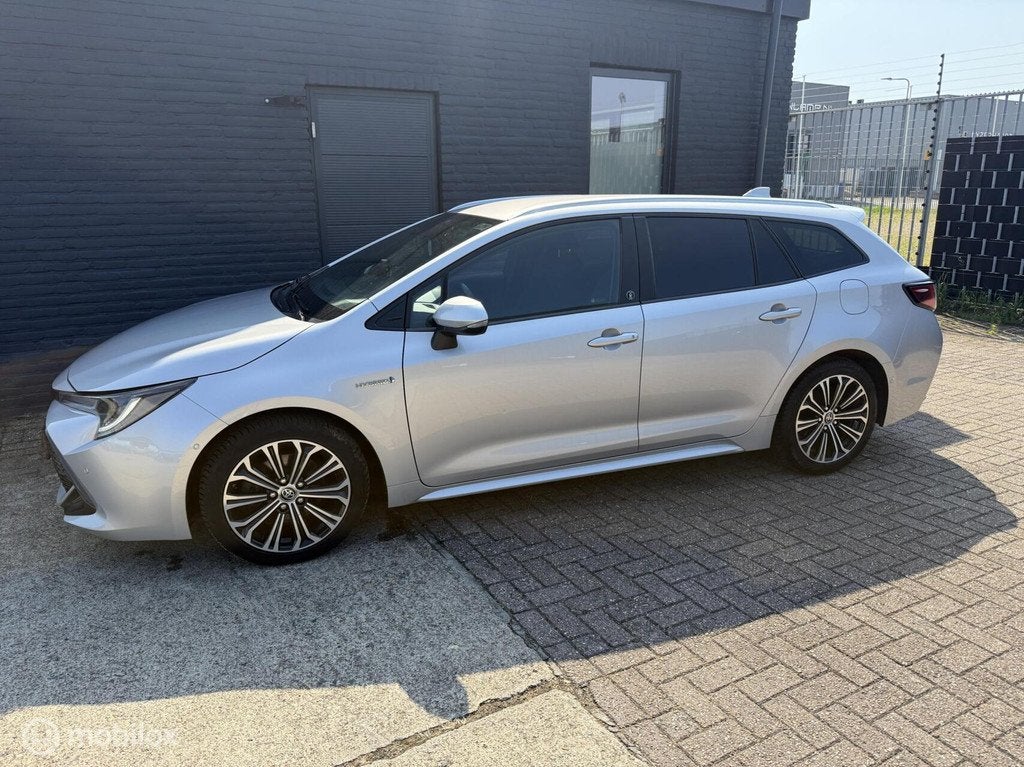 Toyota Corolla Touring Sports 2.0 Hybrid GR-Sport, 1345 kg, 450 kg, Gebruikt, 4 cilinders
