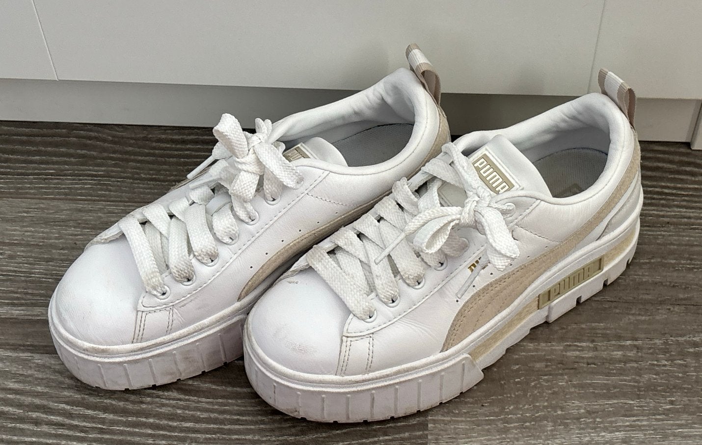 Puma sneakers wit met beige accenten maat 35.5, Ophalen of Verzenden, Gedragen, Wit, Sneakers of Gympen