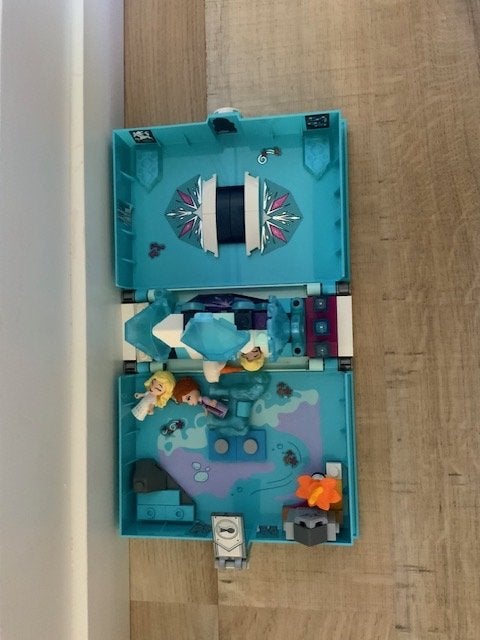 LEGO Disney Frozen 2 Elza en de Nokk's IJskunstboek 43189, Ophalen of Verzenden, Zo goed als nieuw, Overige typen
