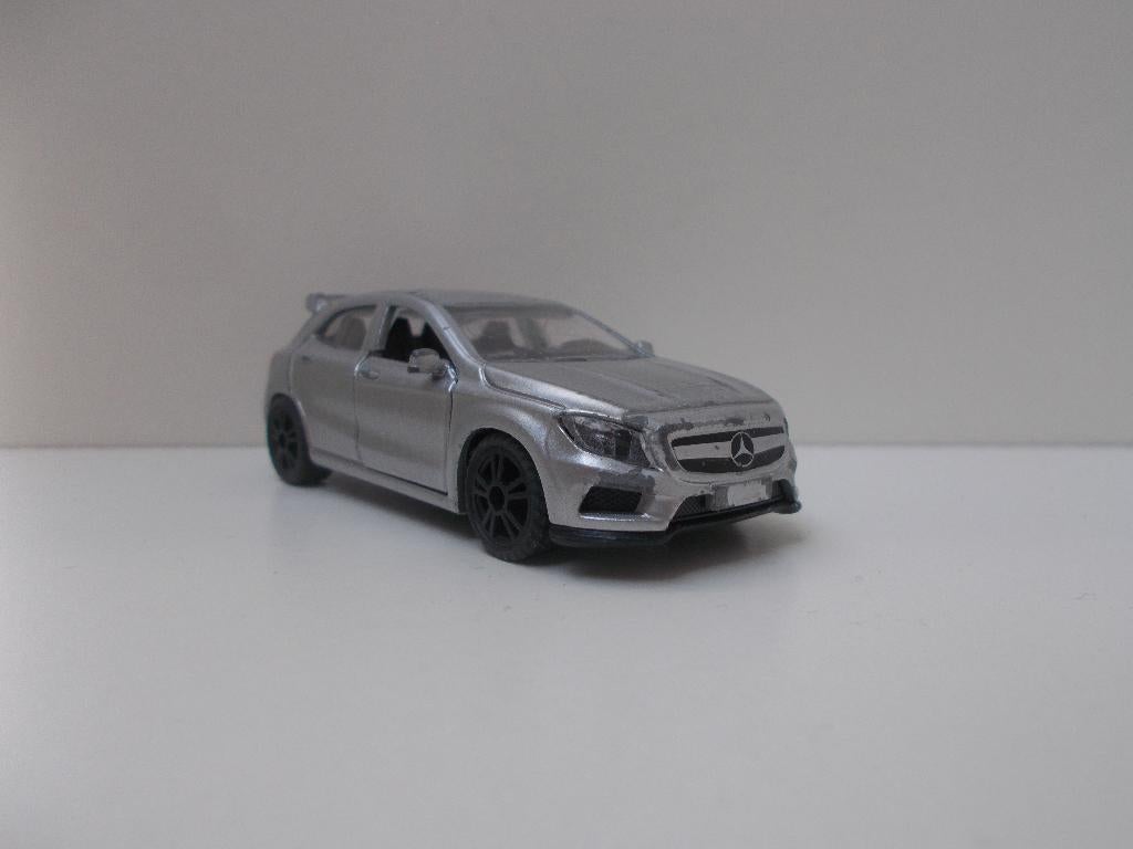 6309 Mercedes-Benz GLA 45 AMG Siku, Hobby en Vrije tijd, Ophalen of Verzenden, Gebruikt, Auto