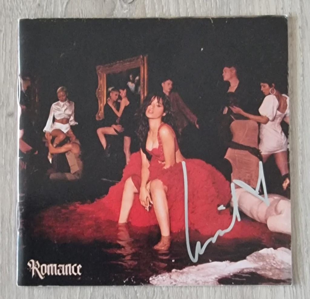Camila Cabello signed cd inleg, Verzamelen, Ophalen of Verzenden, Zo goed als nieuw, Foto of Kaart, Gesigneerd