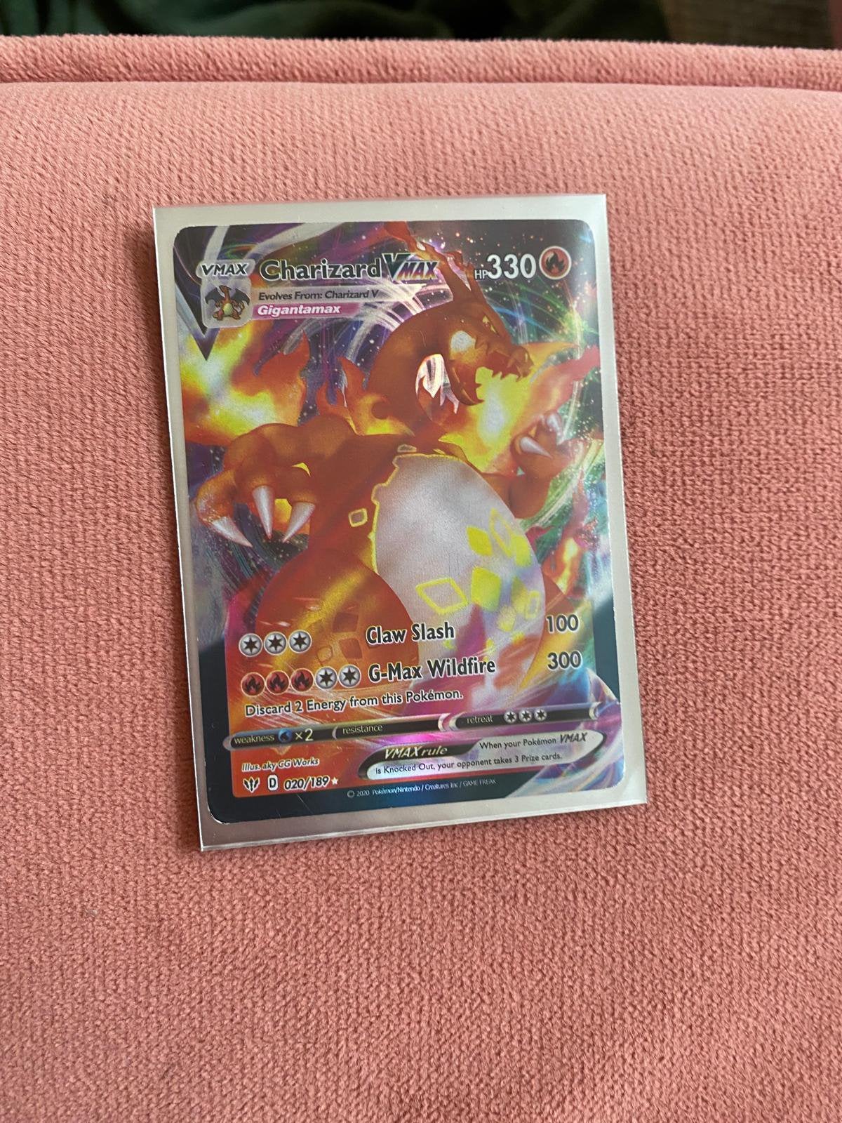 Charizard Vmax, Ophalen, Zo goed als nieuw