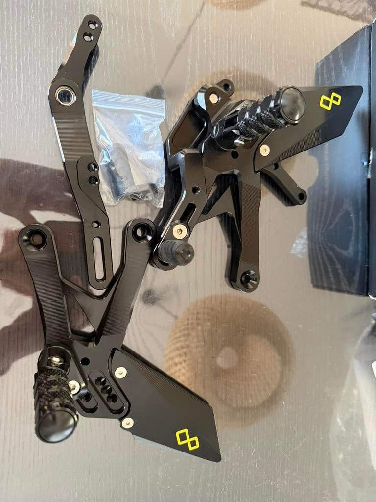 Lightech (replica) rearset yamaha r1 2015-2024, Motoren, Ophalen of Verzenden