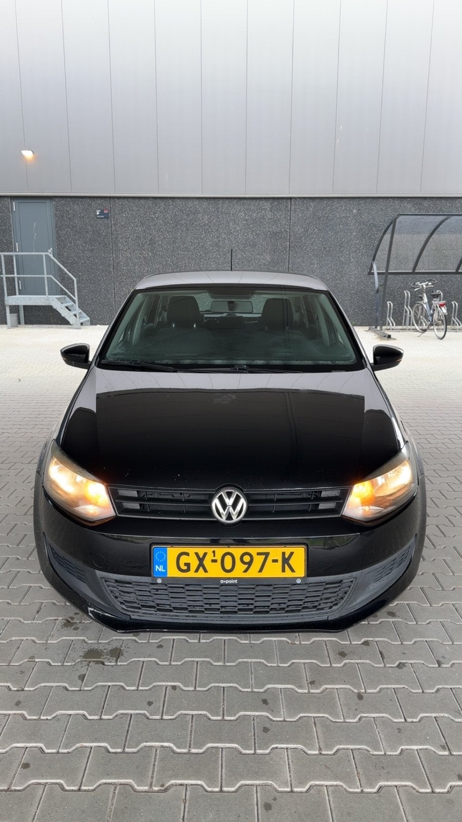 Volkswagen Polo 1.2 2010 Zwart 5 Deurs Airco, Auto's, Volkswagen, Voorwielaandrijving, 967 kg, 40 €/maand, 1198 cc