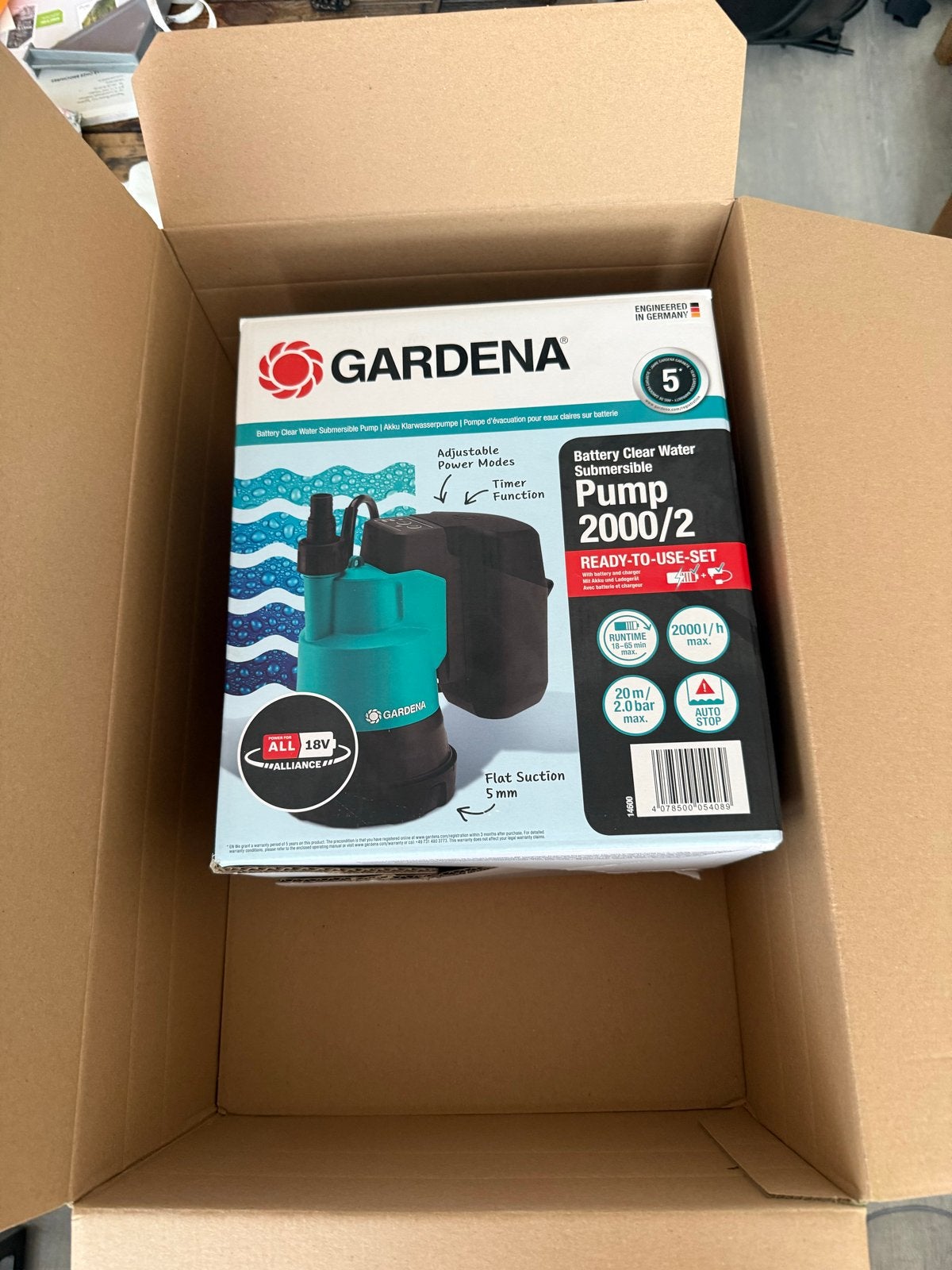 Gardena Accu Dompelpomp 2000/2 Nieuw in doos, Tuin en Terras, Waterpompen, Ophalen of Verzenden, Nieuw, Accu, Dompelpomp