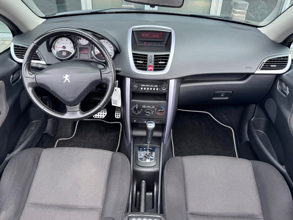 Peugeot 207 CC 1.6 VTi | Cabrio | Cruise | Airco | LM Velgen, Auto's, Gebruikt, 4 cilinders, Cabriolet, 4 stoelen