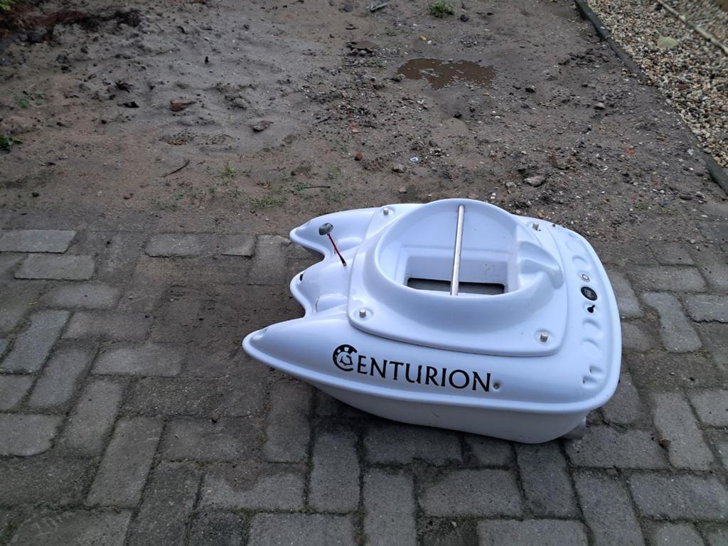 Centurion Voerboot, Ophalen