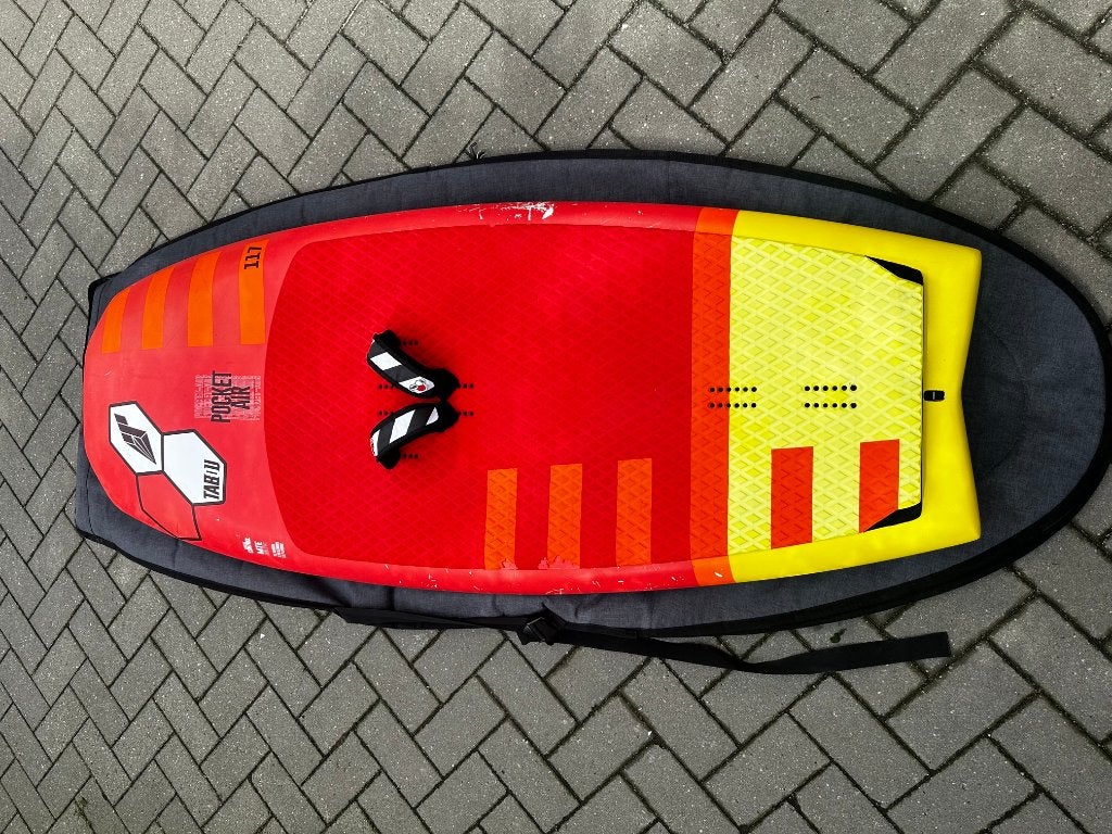 Tabou Pocket Air 117L Wingfoil Board + Boardbag, Watersport en Boten, Ophalen, Gebruikt, Wingsurf-board