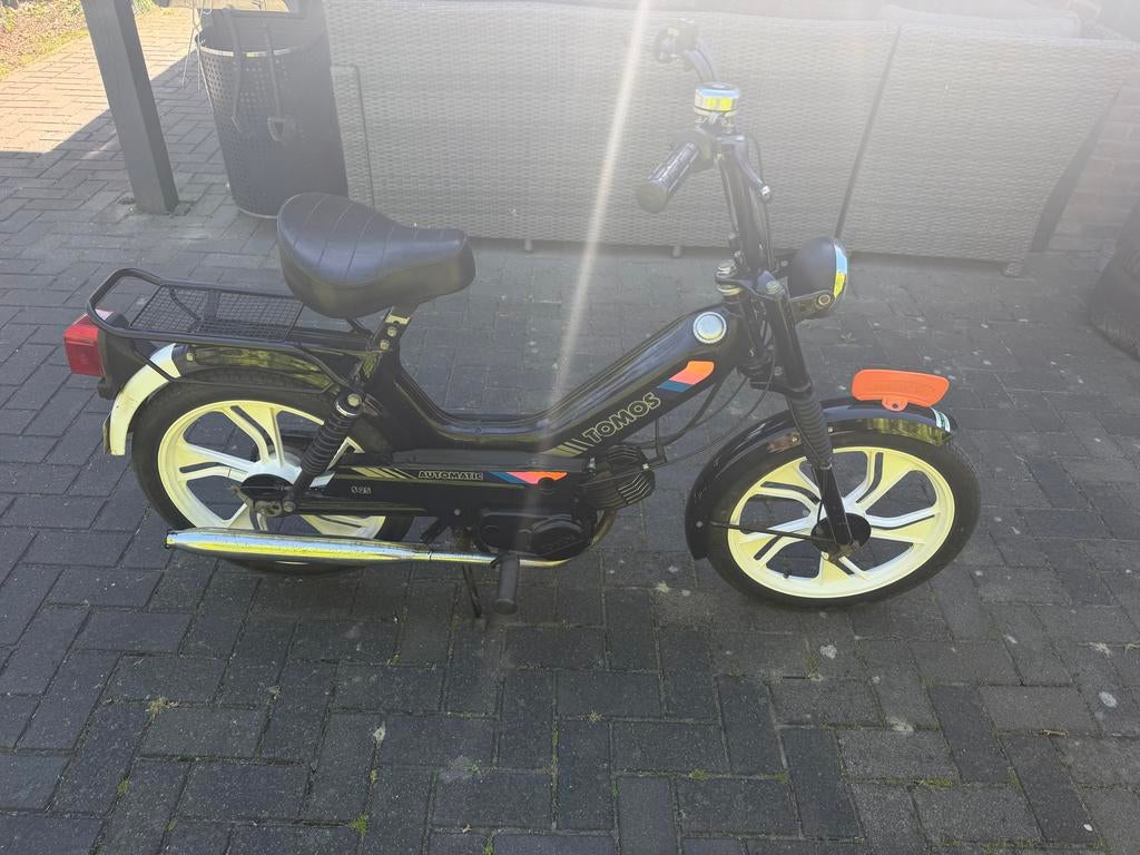 Tomos Automatic Brommer - Goed Onderhouden, Fietsen en Brommers, Brommers | Tomos, Ophalen, Overige modellen, Zo goed als nieuw