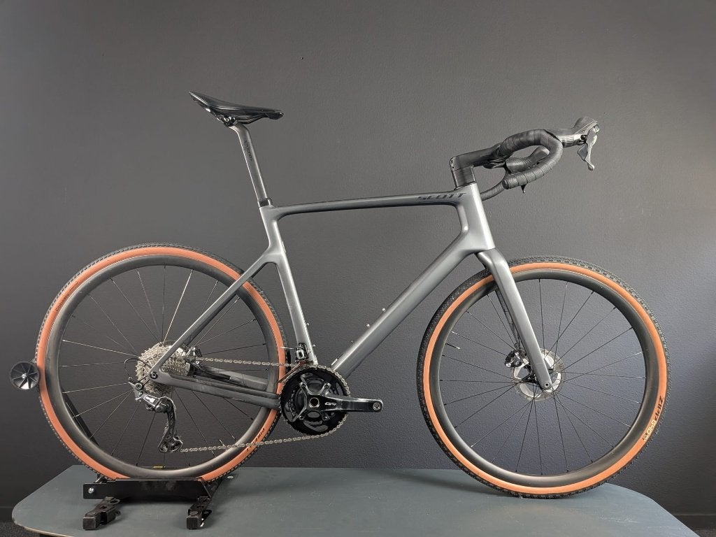 Scott Gravelbike - Shimano GRX 11-speed, Carbon wielen, 28 inch, Carbon, Heren, Info@scott-sports.com
