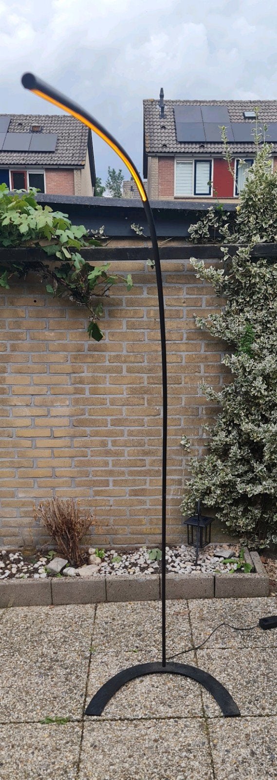 lamp Moderne vloerlamp met gebogen design, Ophalen, Gebruikt, Overige fittingen, Metaal