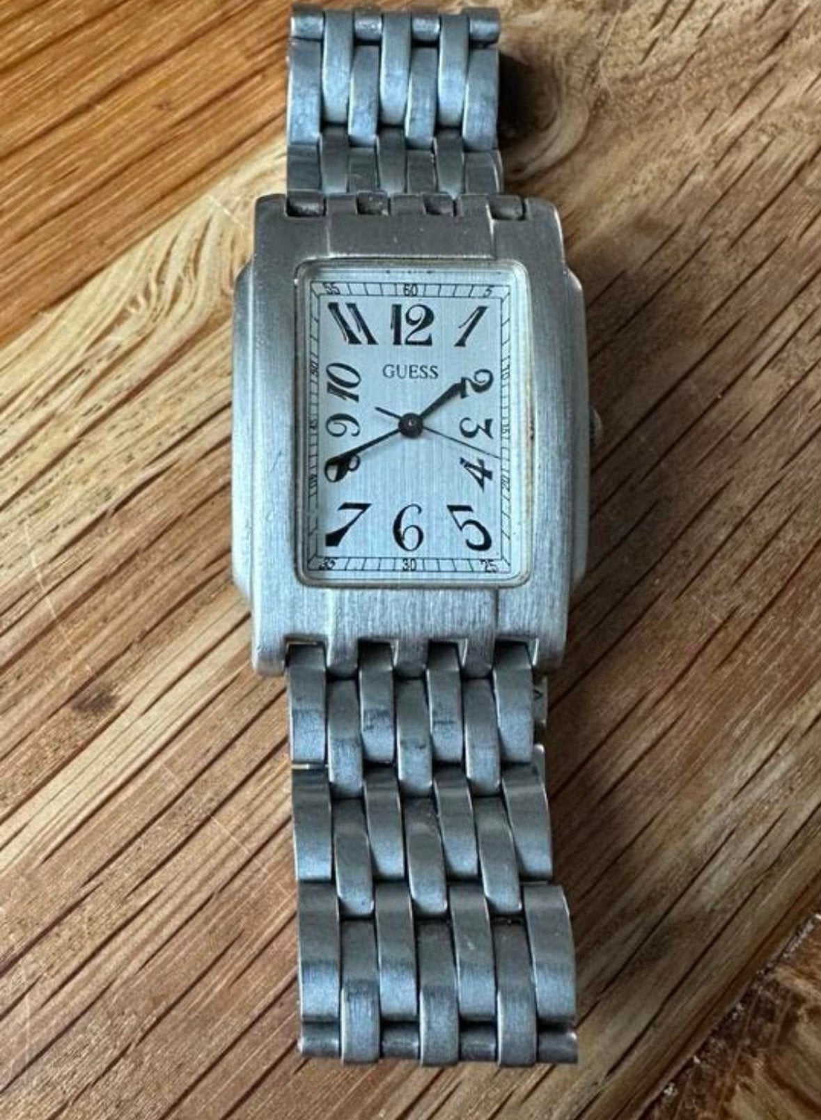 Vintage GUESS Horloge uni seks te gebruiken goed lopend, Ophalen of Verzenden, Gebruikt, Staal, Guess